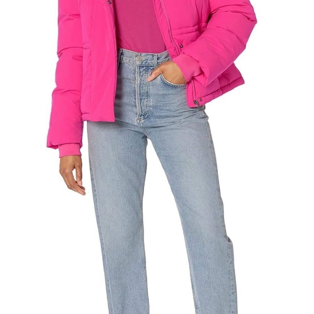 Amazon Essentials Women's Short Waisted Puffer Hooded Jacket Size Small - Pink - Picture 4 of 6